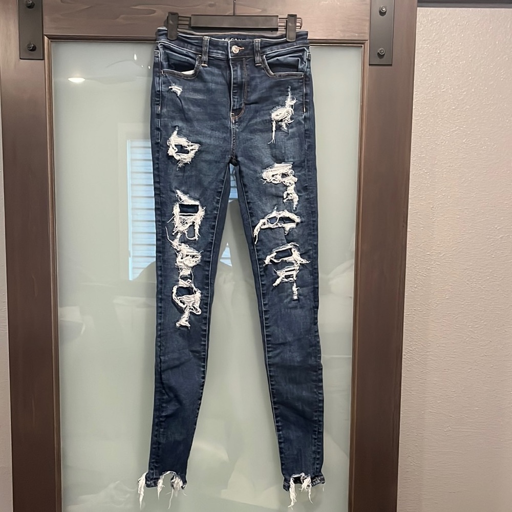 American Eagle blue skinny jeans